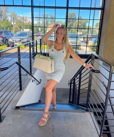 Hannah Alyssa Woods hd star pics