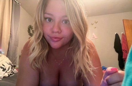 FefeCoco naked star archive
