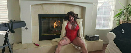 bdsmqueen1993free hot star images