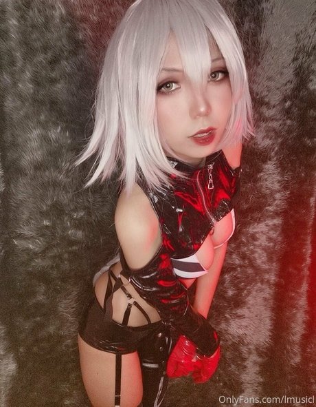 lmusicl top profile image