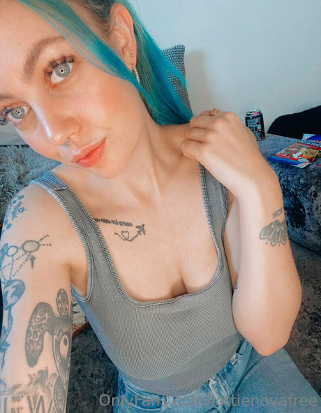 lottienovafree perfect pornstar archive