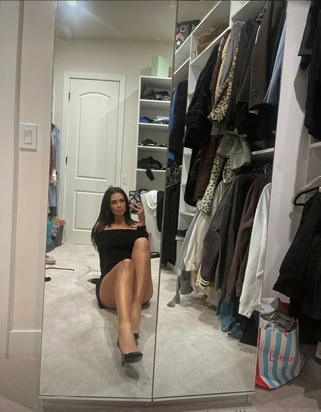 aprillovegeary nude star pic