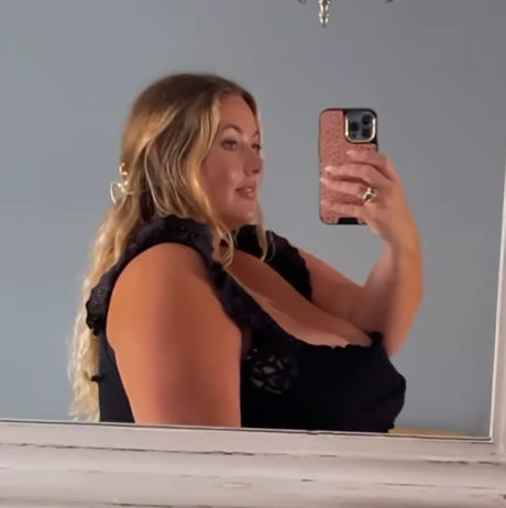 blonde yoga onlyfans hot sexy img