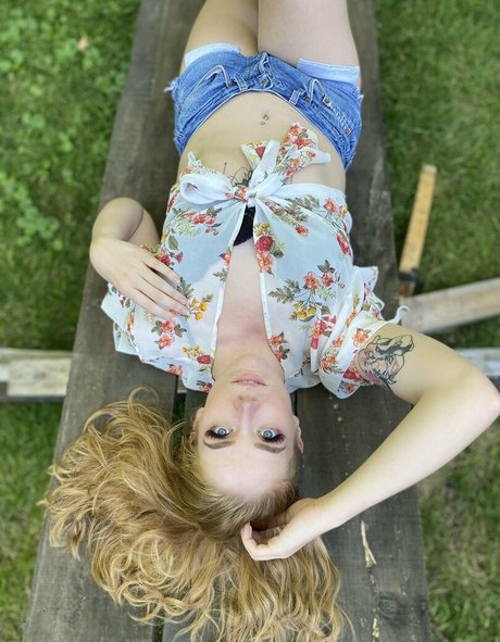 chaosandmagic naked model gallery