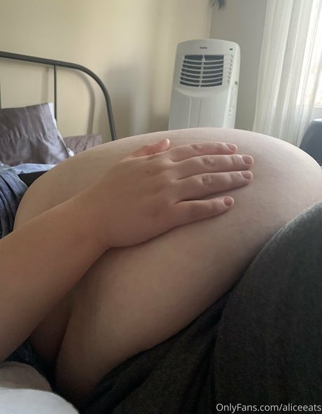 aliceeats nude model photos
