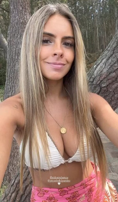 Monica Garcia star sexy pics
