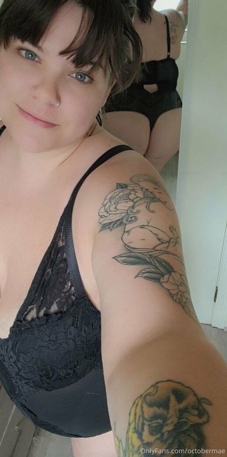 octobermae nude pornstar pic