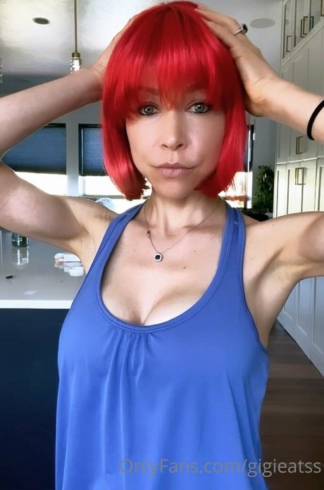 gigieatss star naked gallery