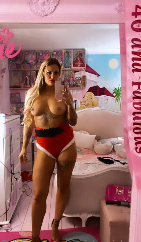 lesbian orgy onlyfans erotic archive