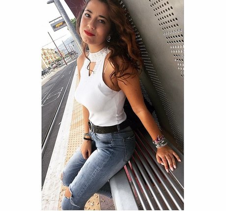 Paola Arena free pornstar pic