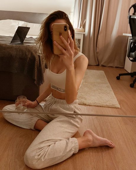 gym asian onlyfans nudes photo