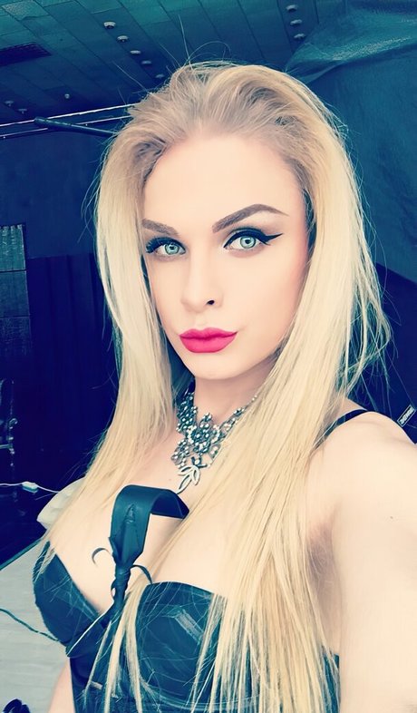 Victoria Mazhevski high quality pornstar gallery
