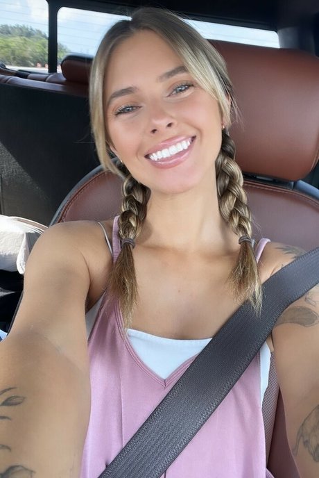 thatpineapplegirl star nudes img