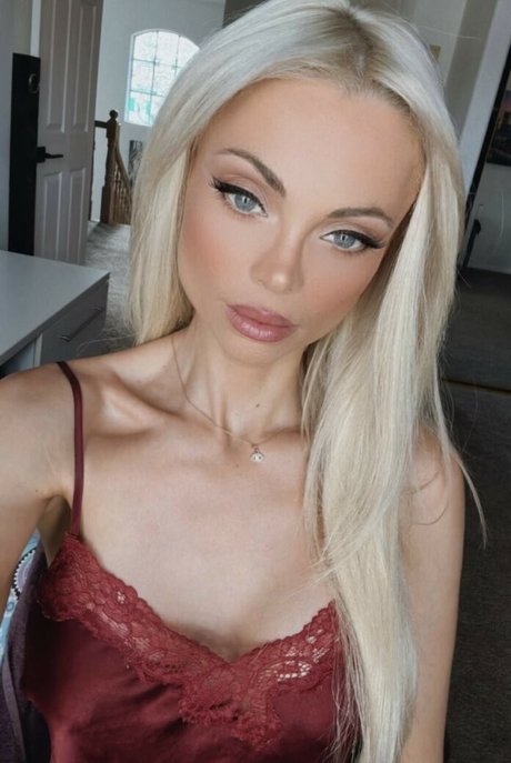 Katja Glieson nudes pornstar img