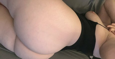 famous midget onlyfans adult pics