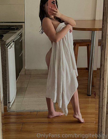 briggitebaby art model pic