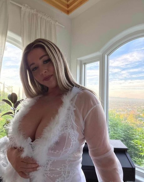 thick ass onlyfans exclusive image