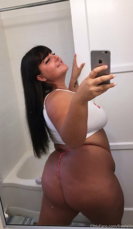 freeleila erotic star photos