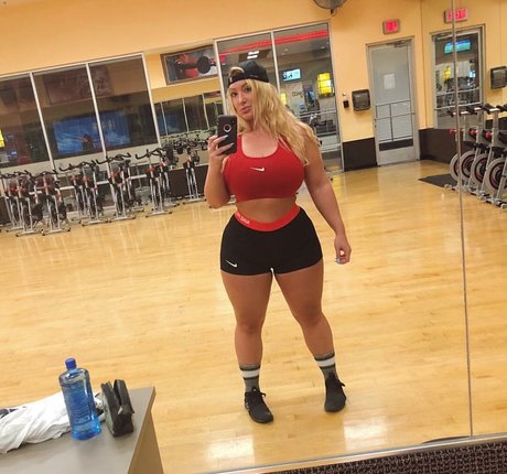 Taya Christian sexy model pic