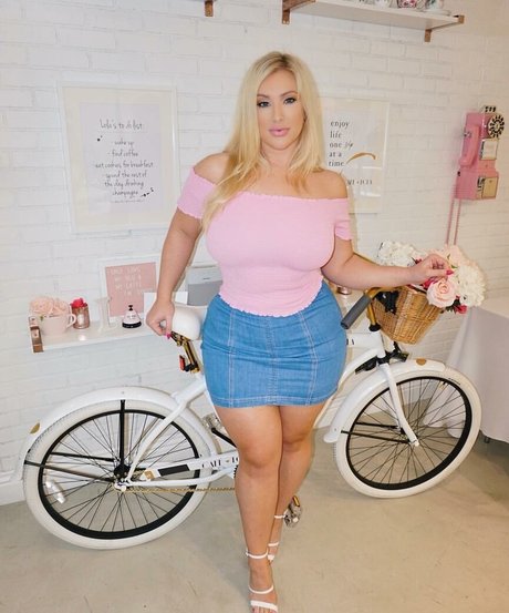 Taya Christian model pornographic archive