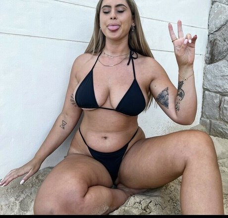 Ariella Nyssa model nude picture