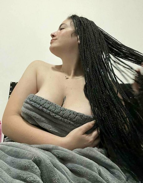 pinkkgirl model xxx photos