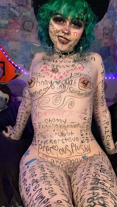 teasinglytrashed pornstar nudes pic