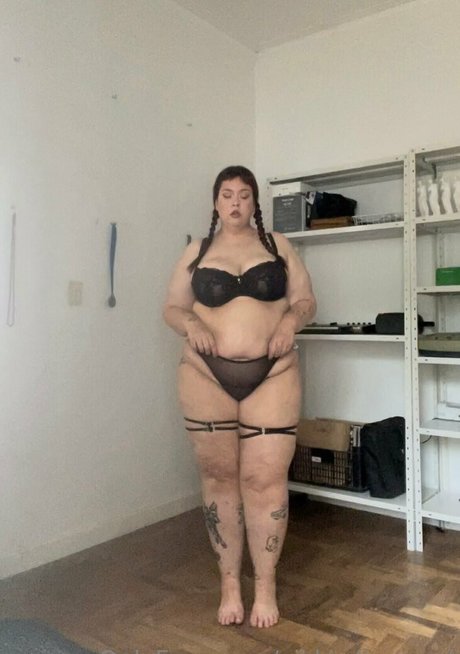 vikki diamond model porn pic