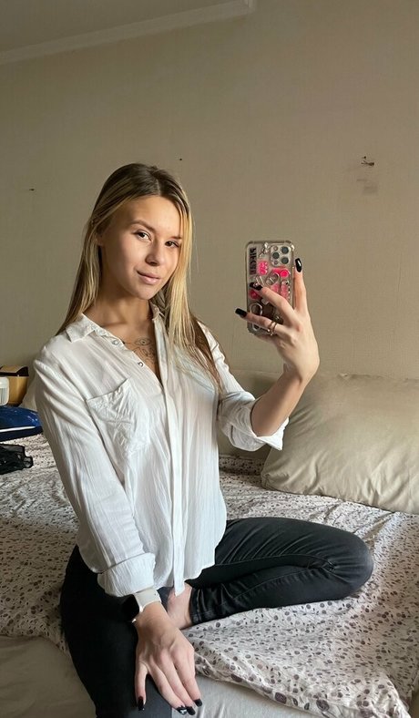lucysunshinefree pornstar high quality pictures