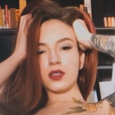 Cvrmillv pornographic model photos