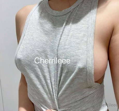 cherrileee erotic model img