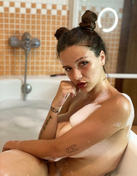 amateur naked onlyfans pretty image
