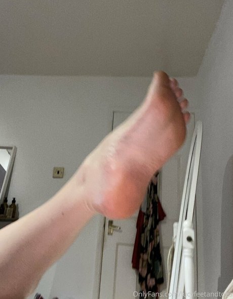 lucyfeetandtoes model best photos