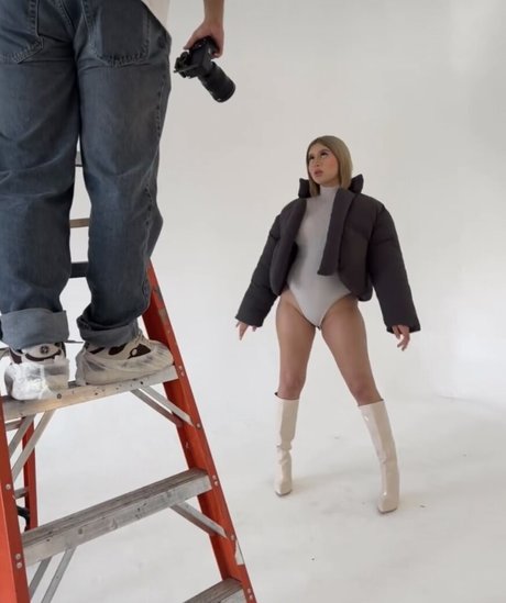 Laurimfgarciaa pornstar erotic archive