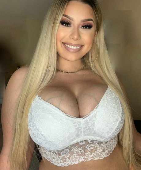 Blondiemami model sex photo