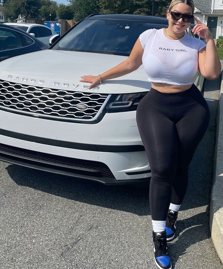 Blondiemami free pornstar pic