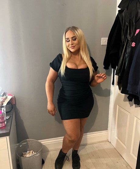 Molly O Shea pornstar hd archive