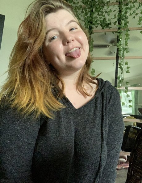 carnationkatie sex model images