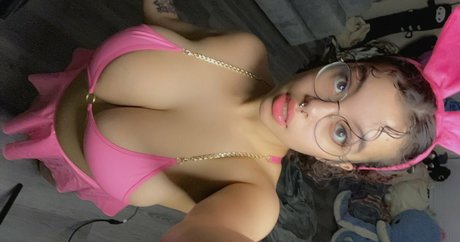 Rainnrydinghood pornstar erotic image
