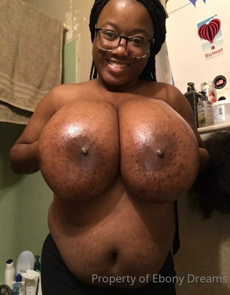 idreamofebony model pic