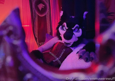 emmawerewuff sex star photos