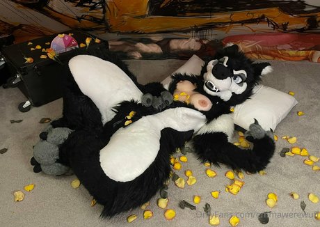 emmawerewuff model adult pics