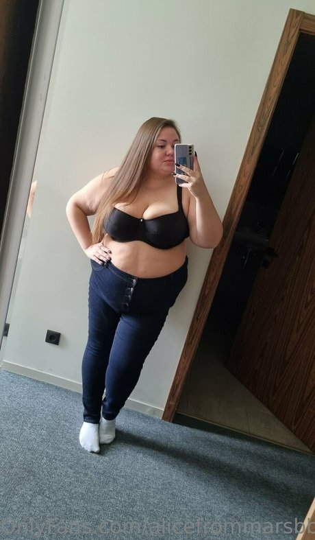 alicefrommarsbbw star top photos