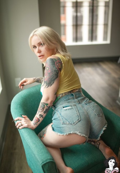 Tommilc high quality pornstar pic