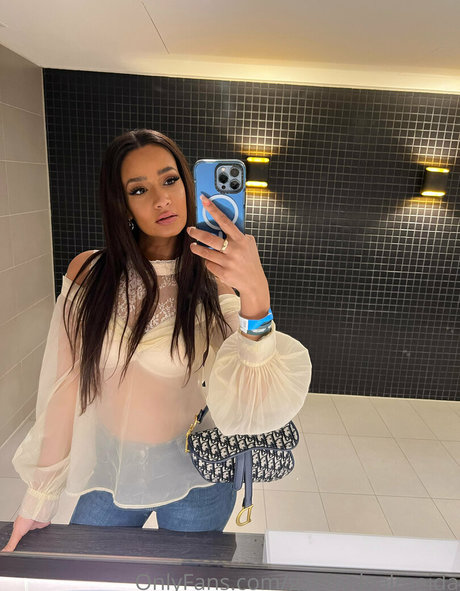 gabbydealmeida star nude galleries