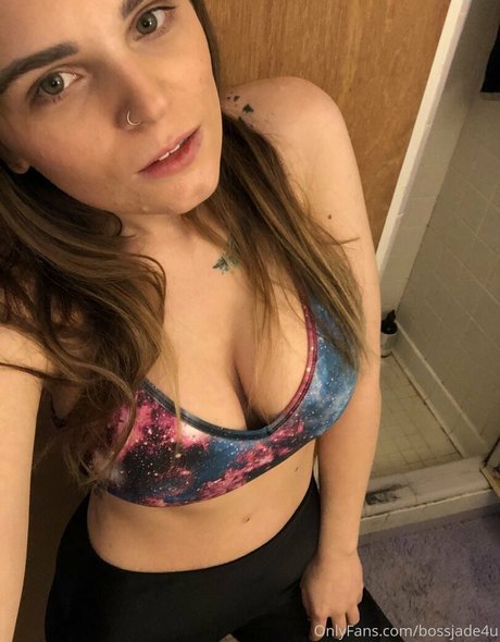 bossjade4ufree free pornstar image