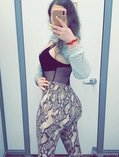 purplebentley star nude photos