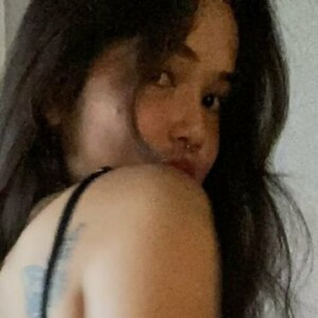 Sanri0bitch nude actress picture