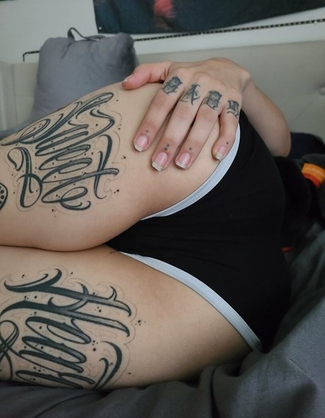 xbellaxdonna exclusive model img