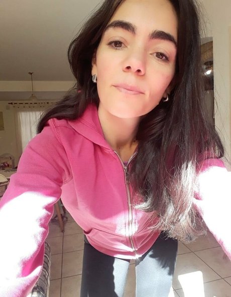 selenaadoll1 model naked images